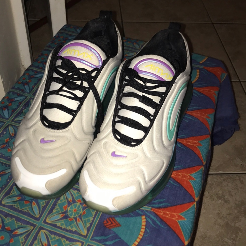 COPY - AirMax 720 white teal